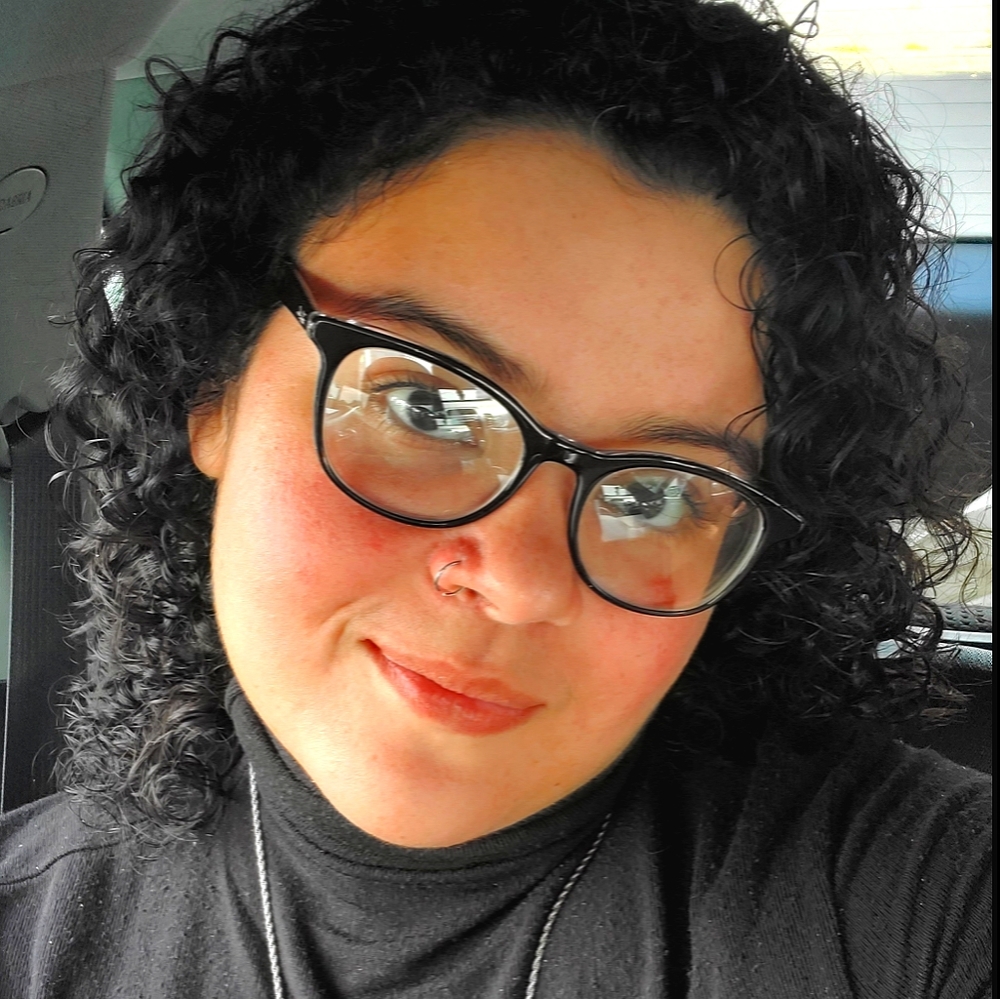 Meet your Posher, Kendra